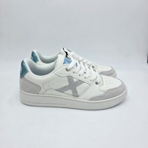 Munich sneaker Legit Bianco e Celeste